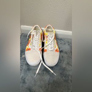 Vans Shoes Vans Old Skool Sneakers In Checkerboard Floral Blanc De Blanc